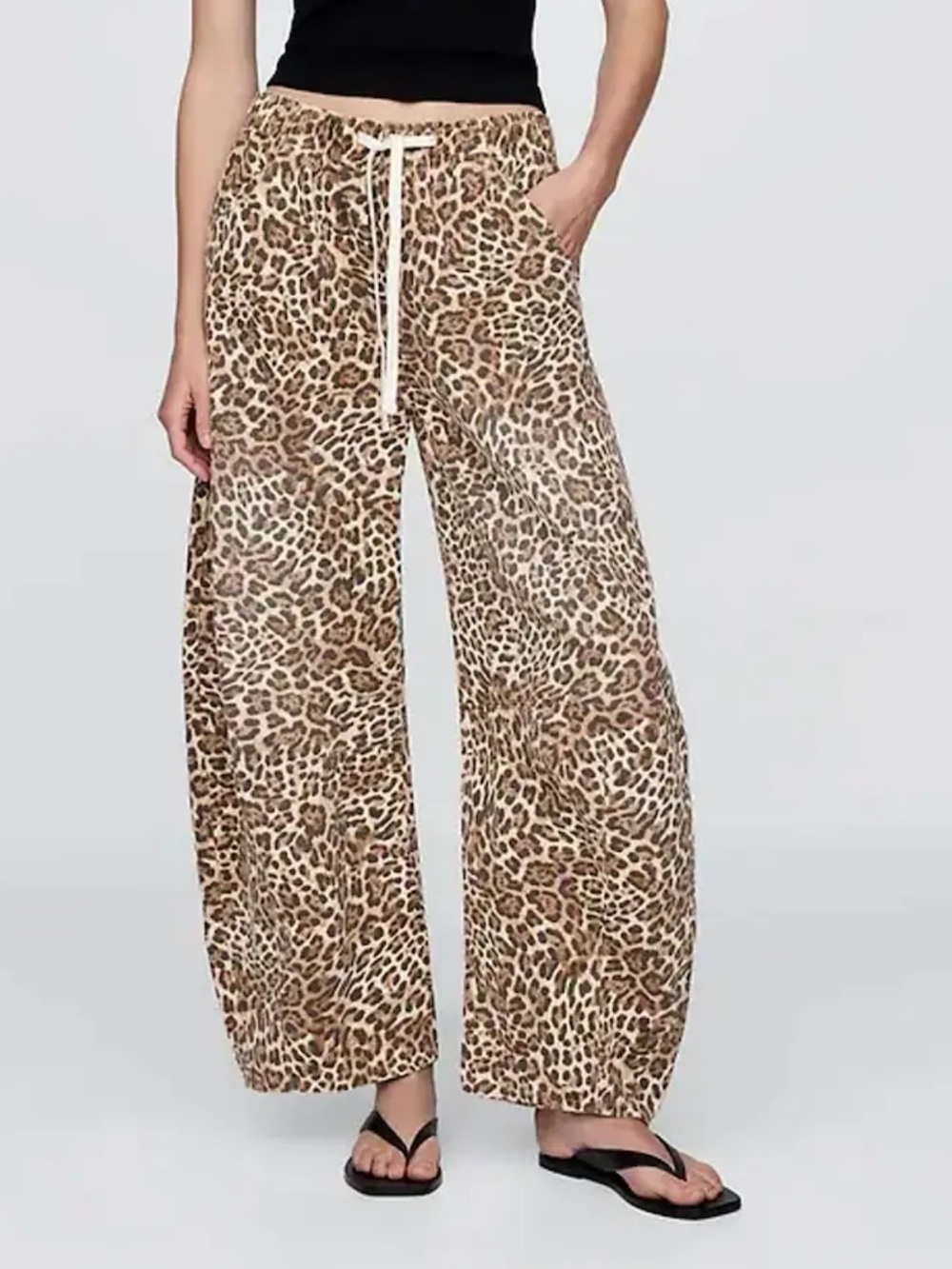 GAP Leopard-Print Barrel Leg Jeans